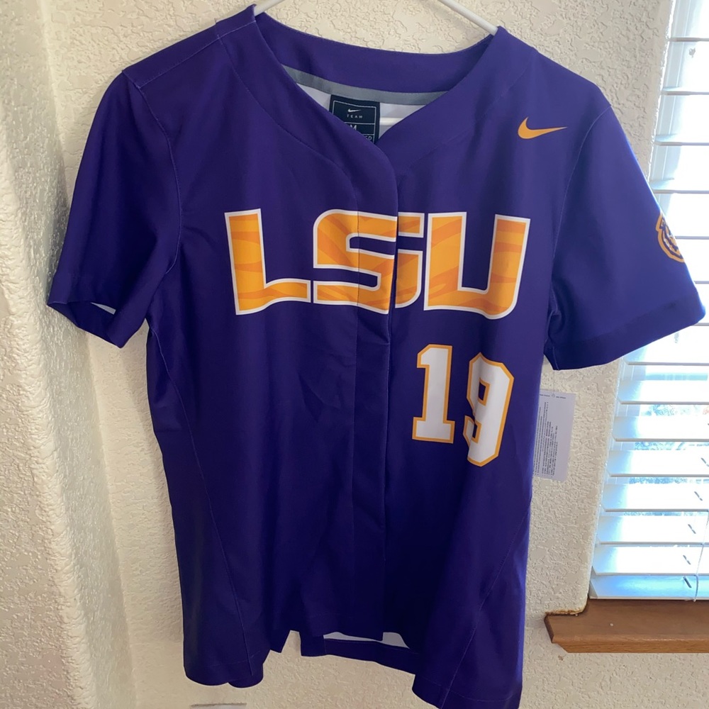 NWT! Women’s #19 size Medium LSU Jersey!💜